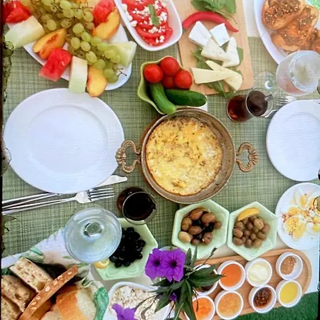 Min فندق ألاتشاتي